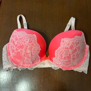 Victoria’s Secret Dream Angels Push-up bra. NWOT